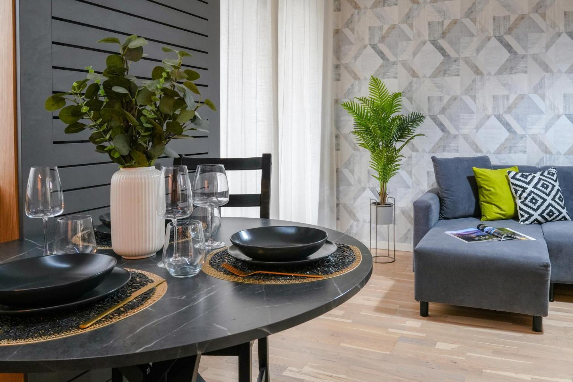 Sara - Stylish Apt With Balcony Near Piata Obor Букурещ Екстериор снимка